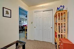 20E Quincy Ln, West Milford, NJ 07480 - Photo 17