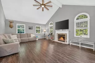7 Ike Williams Rd, Hampton Township, NJ 07860 - Photo 15