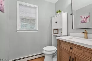 7 Ike Williams Rd, Hampton Township, NJ 07860 - Photo 17