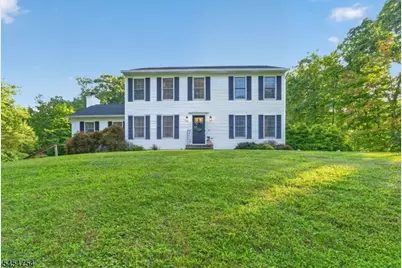 7 Ike Williams Rd, Hampton Township, NJ 07860 - Photo 3