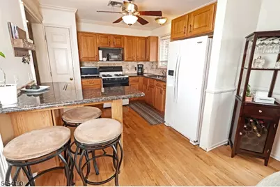 10 Davis Ave, Dover, NJ 07801 - Photo 7