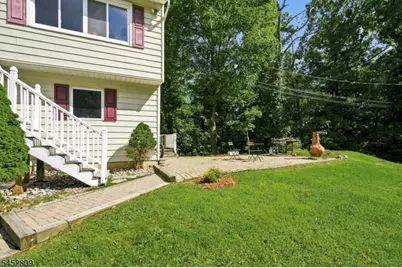 103 Arapaho Trl, Sparta Township, NJ 07871 - Photo 21