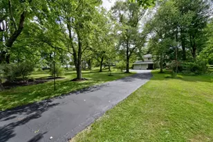 548 Garretson Rd, Bridgewater, NJ 08807 - Photo 3