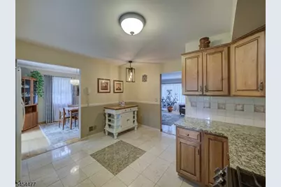 548 Garretson Rd, Bridgewater, NJ 08807 - Photo 13