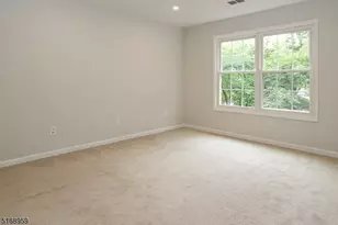 29 Timber Dr, Clifton, NJ 07014 - Photo 11