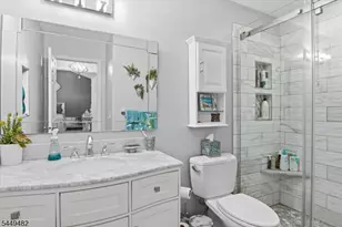 153 Rock Rd, Wayne Twp., NJ 07470 - Photo 27
