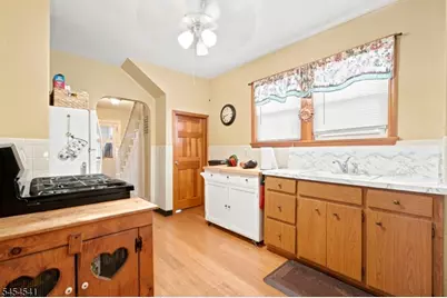 260 W Franklin St, Bound Brook, NJ 08805 - Photo 7