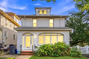 260 W Franklin St, Bound Brook, NJ 08805 - Photo 1