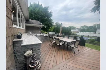 11 Benjamin Pl, Pequannock Township, NJ 07440 - Photo 17