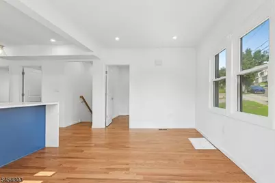 7 Franklin Ave, Montclair, NJ 07042 - Photo 9