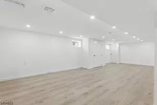 7 Franklin Ave, Montclair, NJ 07042 - Photo 35