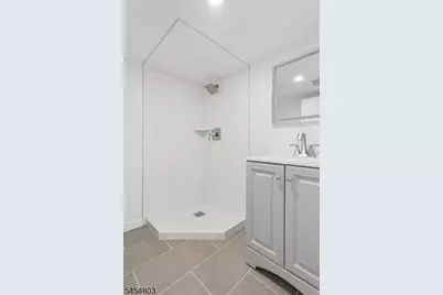 7 Franklin Ave, Montclair, NJ 07042 - Photo 21