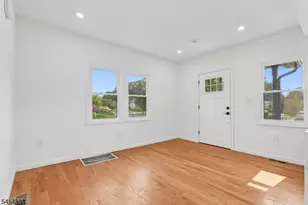 7 Franklin Ave, Montclair, NJ 07042 - Photo 5