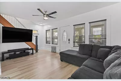 170 Hillside Ter, Irvington, NJ 07111 - Photo 7