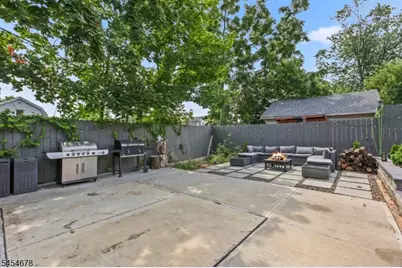 170 Hillside Ter, Irvington, NJ 07111 - Photo 25