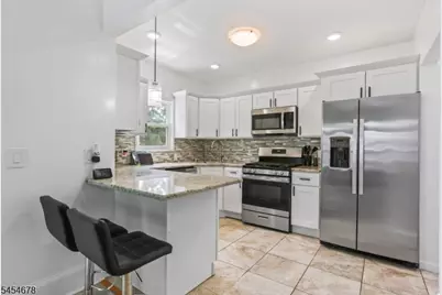 170 Hillside Ter, Irvington, NJ 07111 - Photo 13