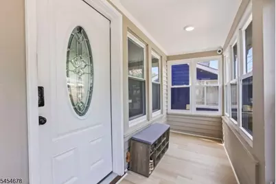 170 Hillside Ter, Irvington, NJ 07111 - Photo 5