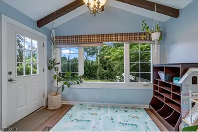 106 Greenwood Dr, Millburn, NJ 07041 - Photo 5