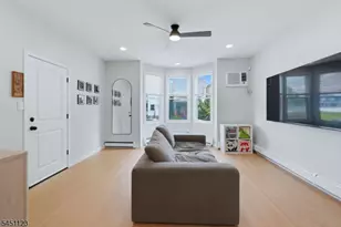 42 Lawrence St, Bloomfield, NJ 07003 - Photo 3