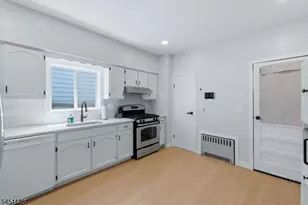 42 Lawrence St, Bloomfield, NJ 07003 - Photo 13