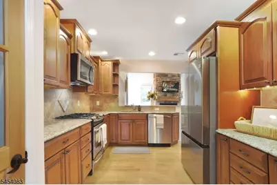 9 Brookdale Rd, Cranford Township, NJ 07016 - Photo 9