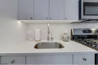 755 Anderson Ave, Cliffside Park, NJ 07010 - Photo 11