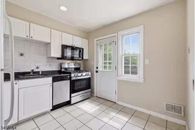 14 Dartmouth Ave #3B, Bridgewater, NJ 08807 - Photo 11