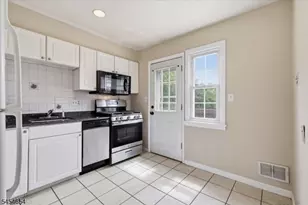 14 Dartmouth Ave, Bridgewater, NJ 08807 - Photo 11