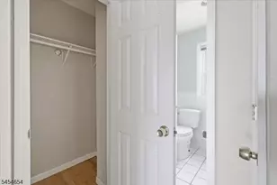 14 Dartmouth Ave, Bridgewater, NJ 08807 - Photo 17