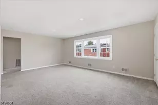 14 Dartmouth Ave, Bridgewater, NJ 08807 - Photo 5