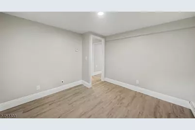 16 Foulton Ter, Vernon, NJ 07461 - Photo 7