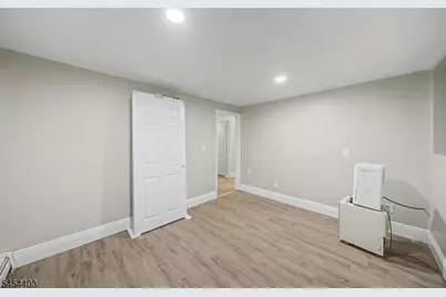 16 Foulton Ter, Vernon, NJ 07461 - Photo 11