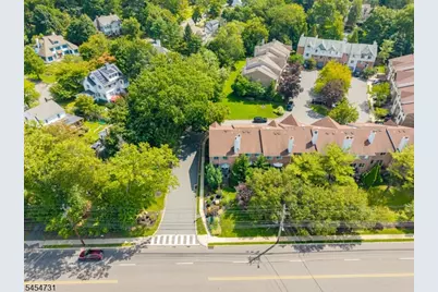 1 Mt Vernon Square, Verona Twp., NJ 07044 - Photo 37