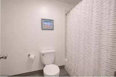 1 Mt Vernon Square, Verona Twp., NJ 07044 - Photo 13