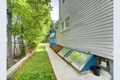 285 Claremont Ave #2, Montclair, NJ 07042 - Photo 19