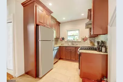 285 Claremont Ave #2, Montclair, NJ 07042 - Photo 5