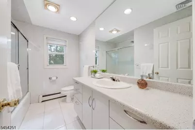 49 Country Club Ln, Springfield, NJ 07081 - Photo 27
