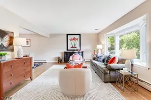 49 Country Club Ln, Springfield, NJ 07081 - Photo 9
