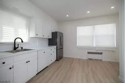 39 Hurden St, Hillside, NJ 07205 - Photo 11