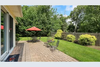 10 Canterbury Pl, Cranford Township, NJ 07016 - Photo 25