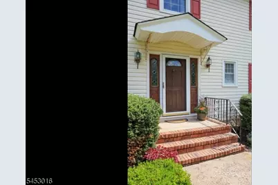 10 Canterbury Pl, Cranford Township, NJ 07016 - Photo 3