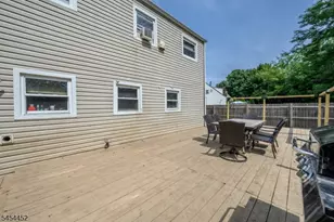 72 Lawrence Dr, Hackettstown, NJ 07840 - Photo 29