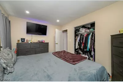 72 Lawrence Dr, Hackettstown, NJ 07840 - Photo 15