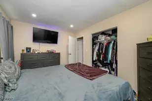 72 Lawrence Dr, Hackettstown, NJ 07840 - Photo 15