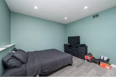 72 Lawrence Dr, Hackettstown, NJ 07840 - Photo 23