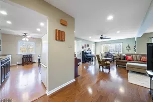 21 D Foxwood Dr, Morris Plains, NJ 07950 - Photo 3