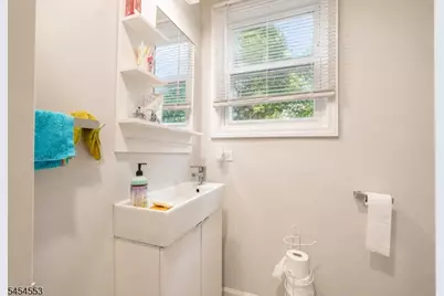 52 Thomas St, Bloomfield, NJ 07003 - Photo 11