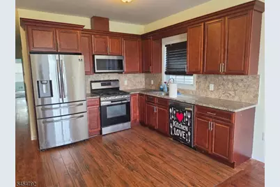 808 Livingston St, Elizabeth, NJ 07201 - Photo 11