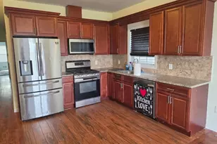 808 Livingston St, Elizabeth, NJ 07201 - Photo 11