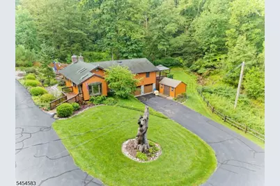 209 Turkey Hill Rd, Bethlehem Township, NJ 08802 - Photo 3